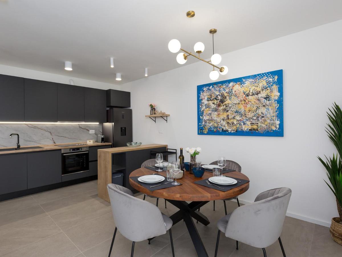 Lemon3 Deluxe Apartment Пореч Екстер'єр фото