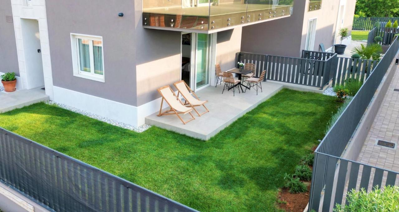 Lemon3 Deluxe Apartment Пореч Екстер'єр фото
