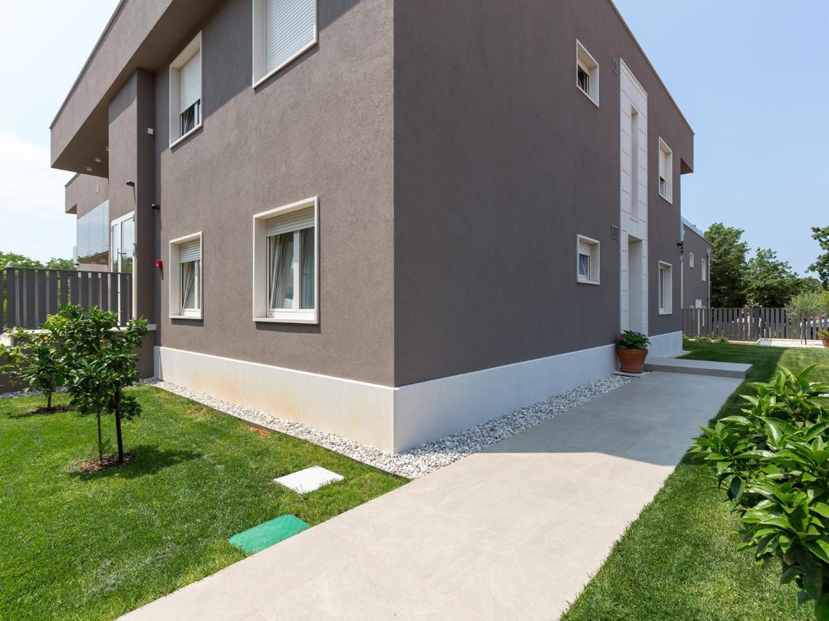 Lemon3 Deluxe Apartment Пореч Екстер'єр фото